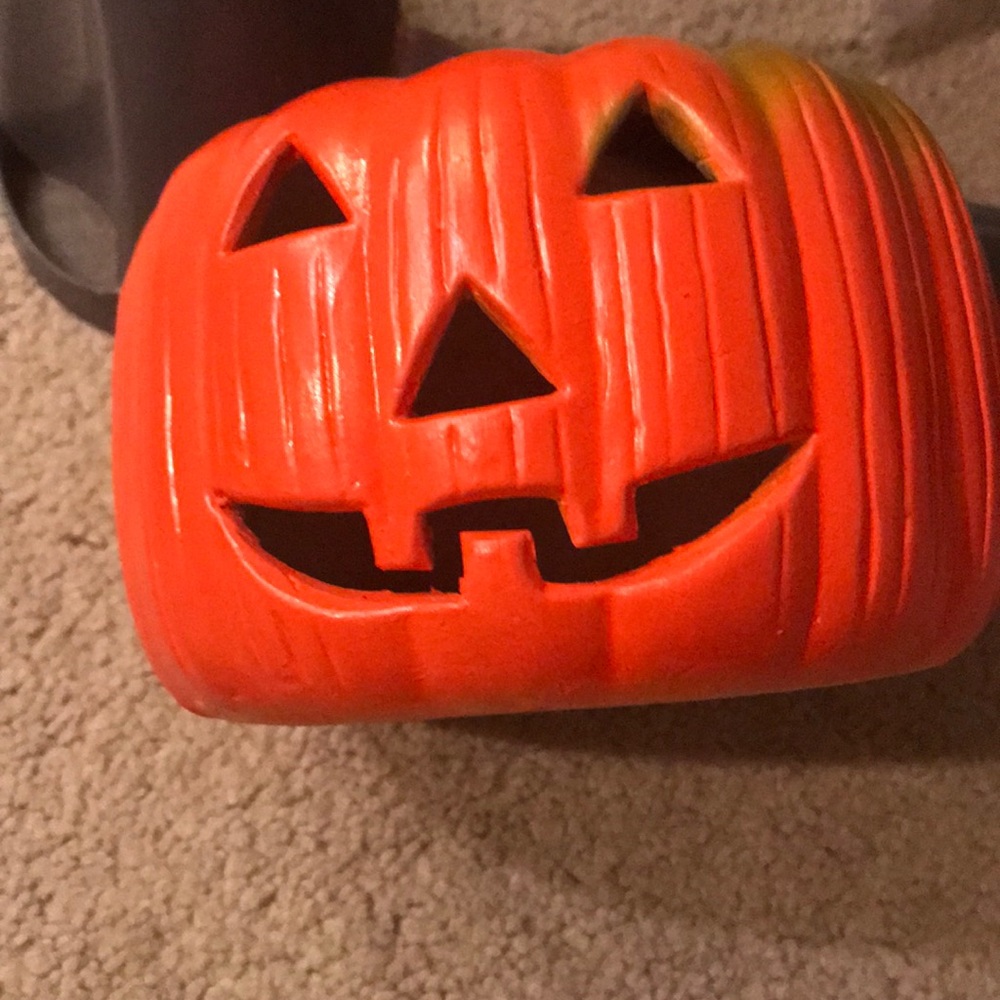 Ceramic pumpkin